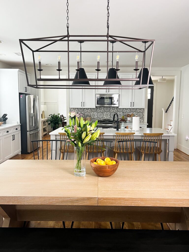 kitchen design with black accents and modern tile