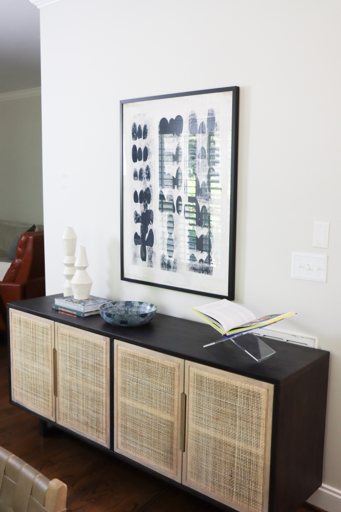 art above entry table